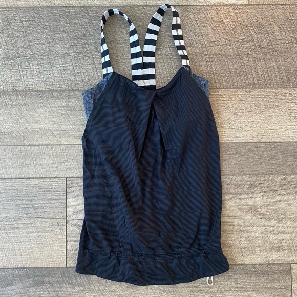 🖤 Lululemon Rest Less run built in sportsbra, bra Tank, like NEW, size 2 - Picture 7 of 8